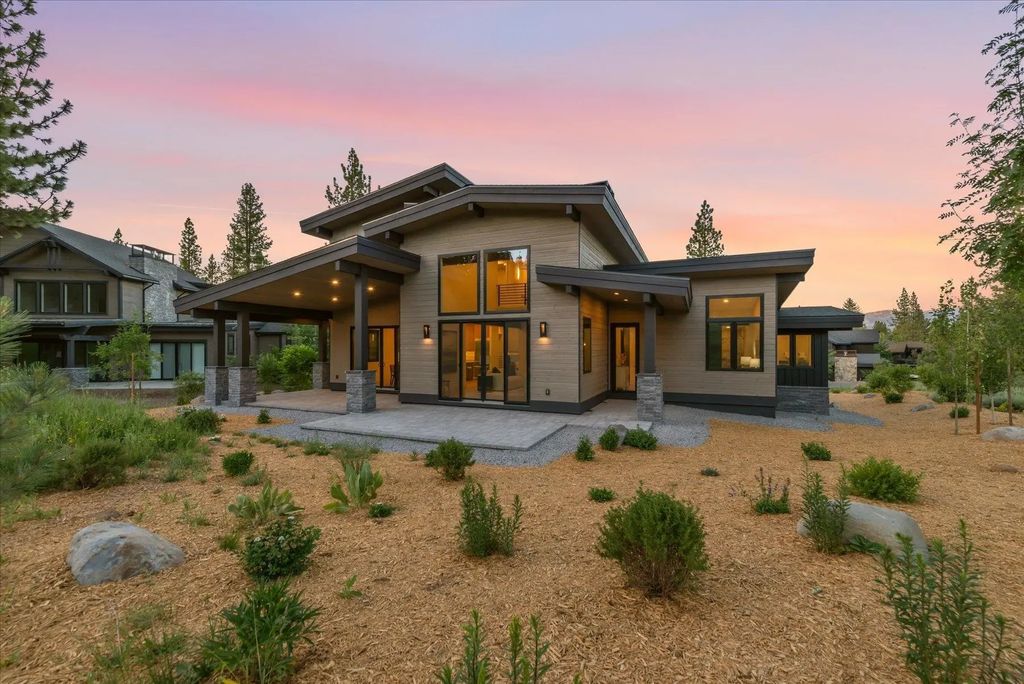 9217 Heartwood Drive, Truckee