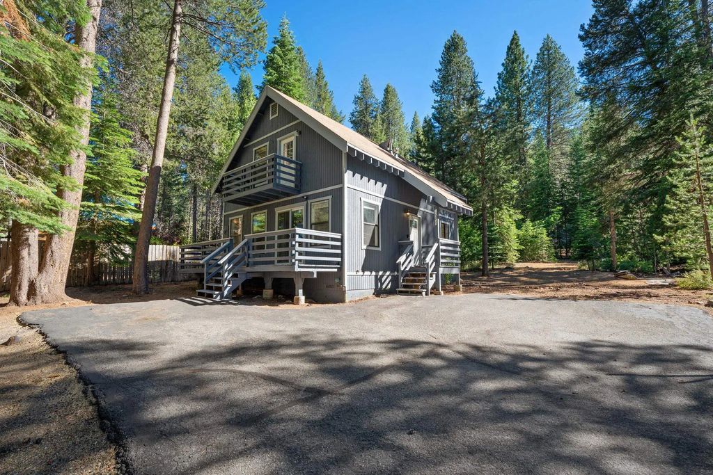 12458 Greenwood Drive, Truckee