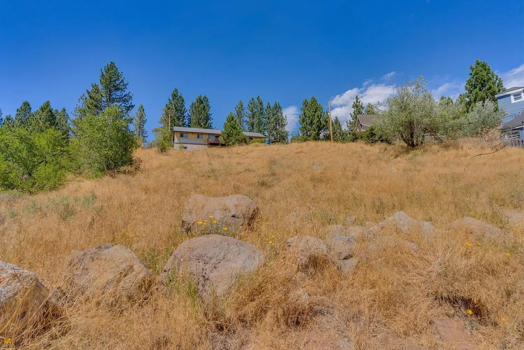 10035 Keiser Avenue, Truckee