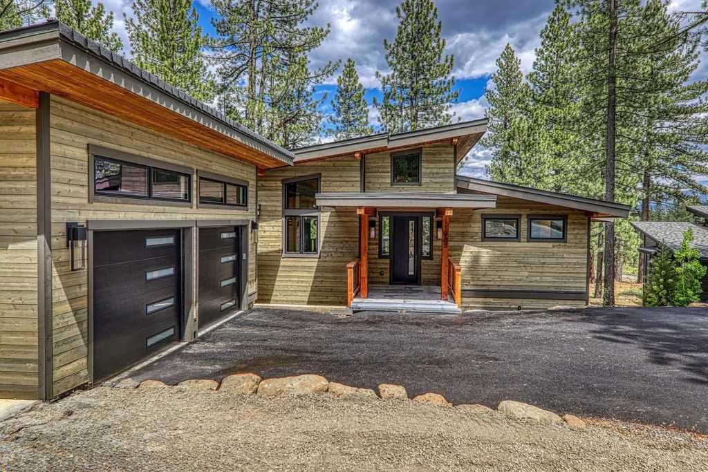 11083 China Camp Road, Truckee