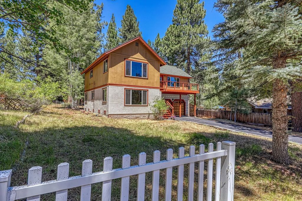 15468 Crown Circle, Truckee