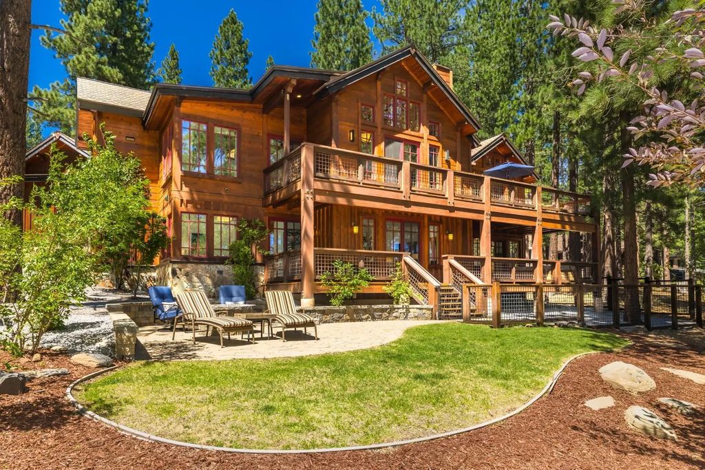 11621 Bottcher Loop, Truckee