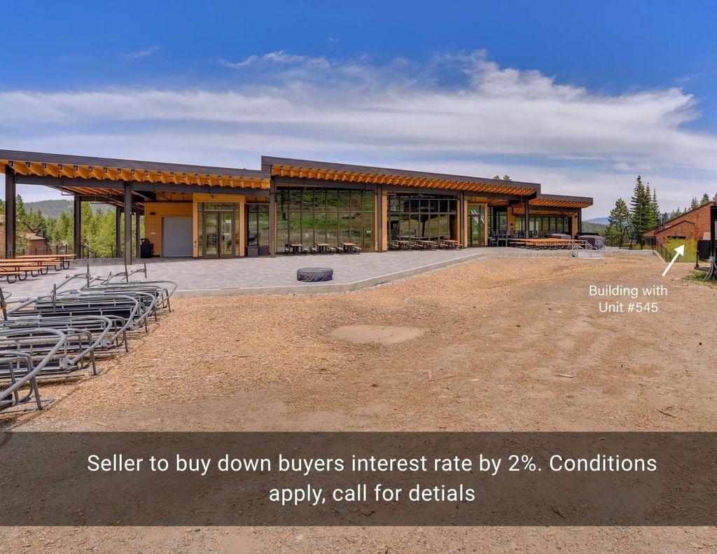 11685 Snowpeak Way #545, Truckee