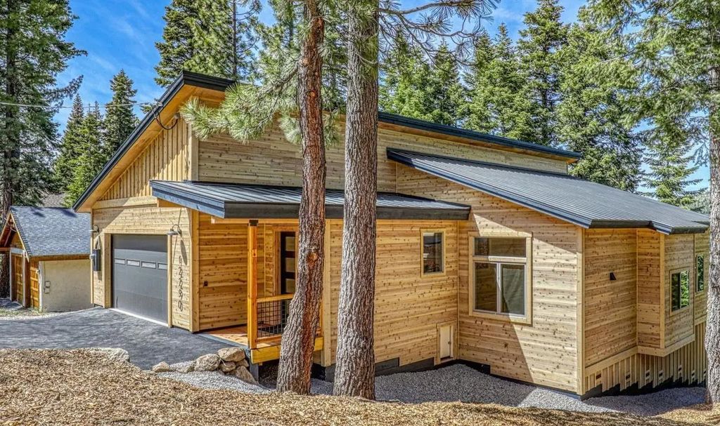 13436 Weisshorn Avenue, Truckee