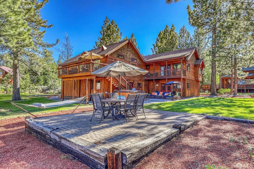 13165 Pinnacle Loop, Truckee