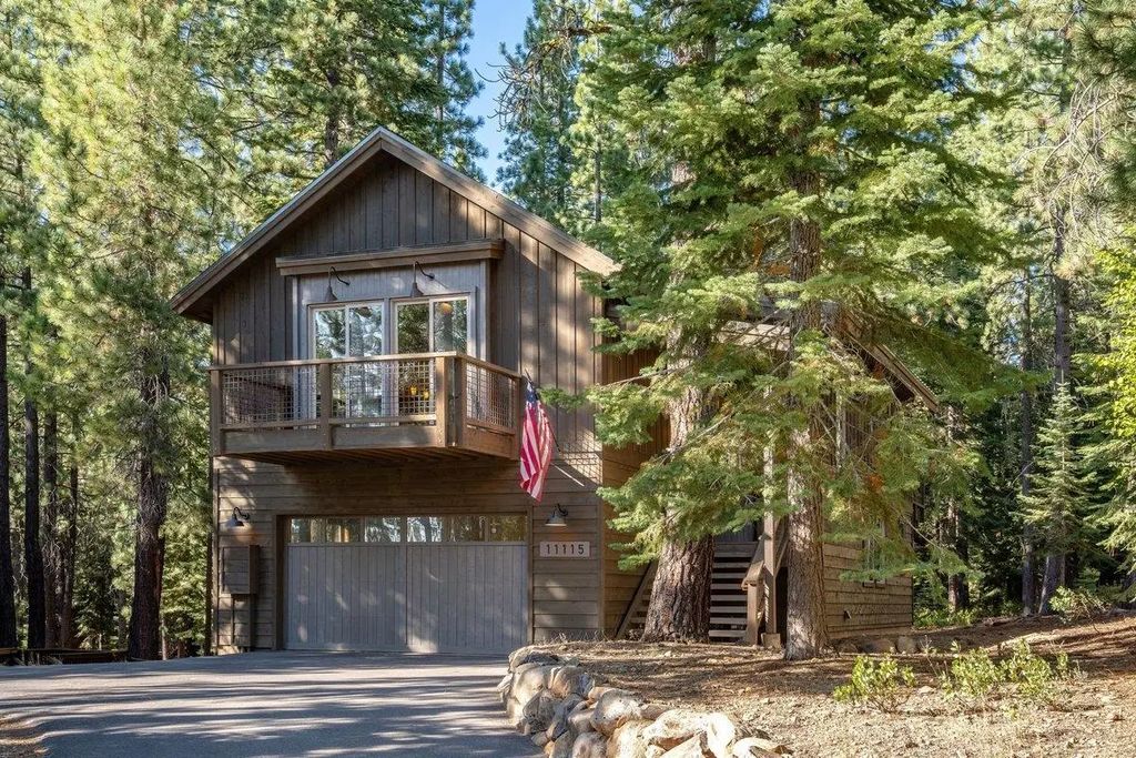 11115 Mougle Lane, Truckee