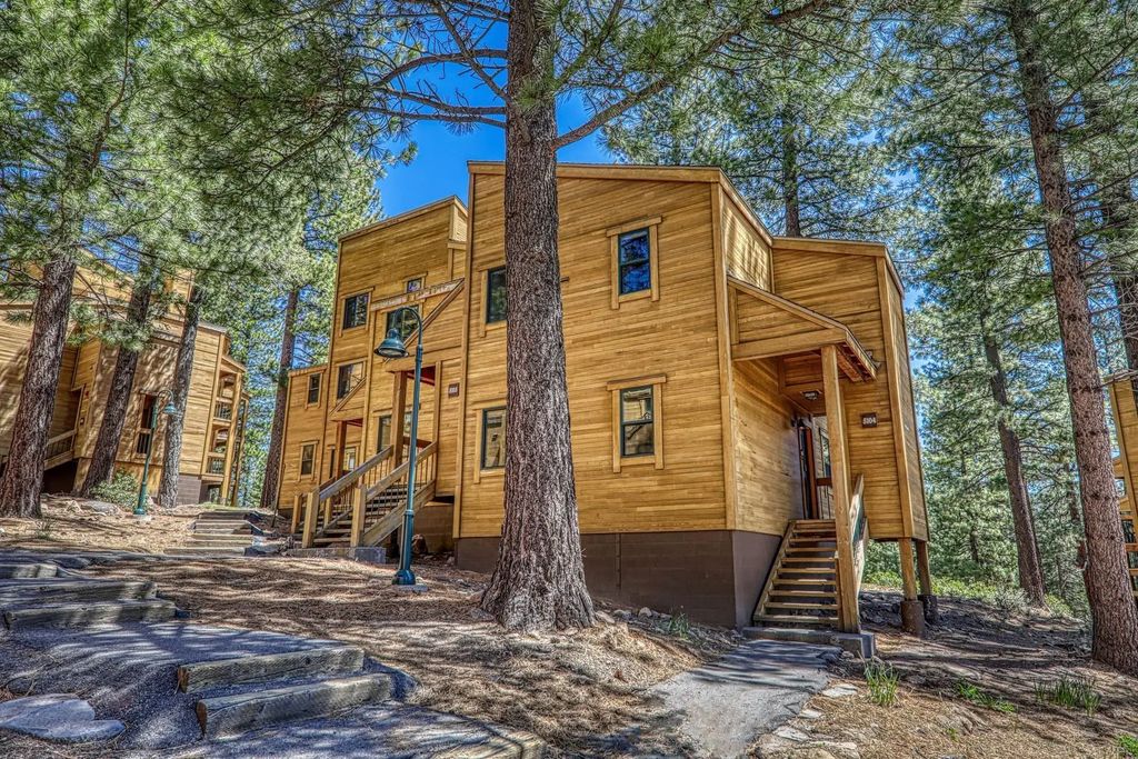 5104 Gold Bend, Truckee
