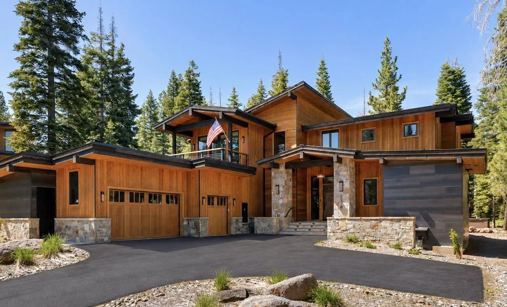 9295 Brae Road, Truckee