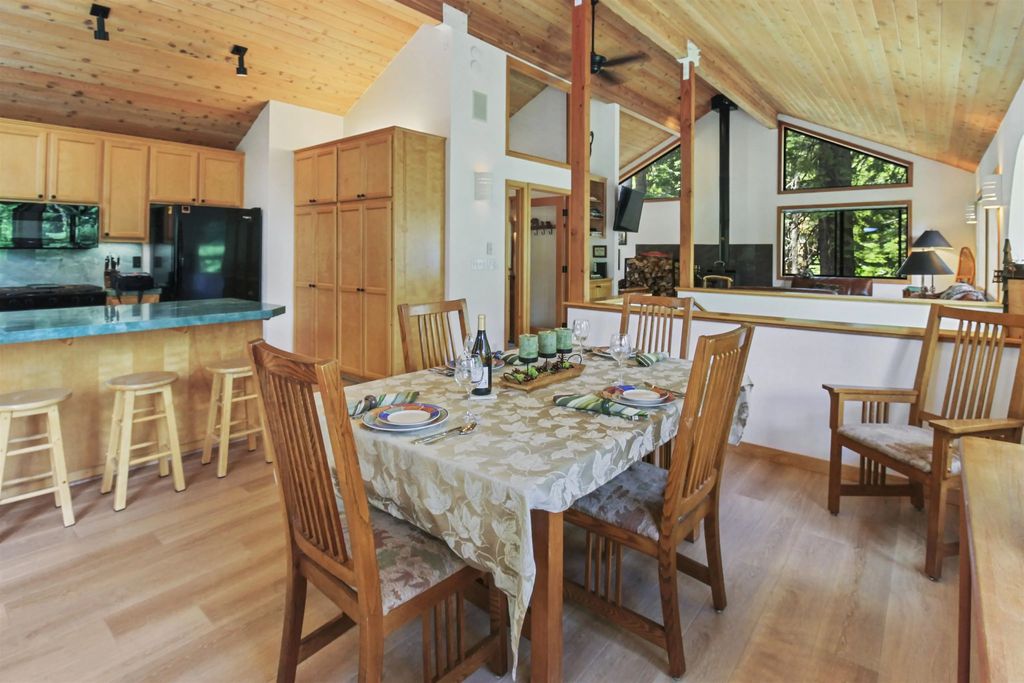 7291 10th Avenue, Tahoma