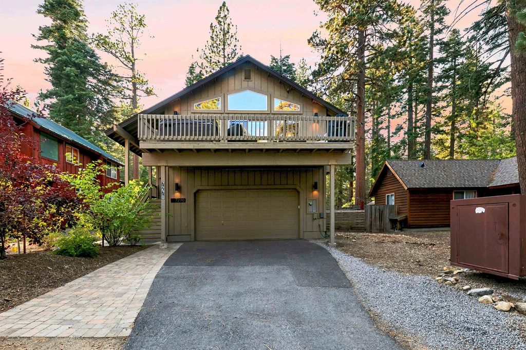 7270 3rd Avenue, Tahoma