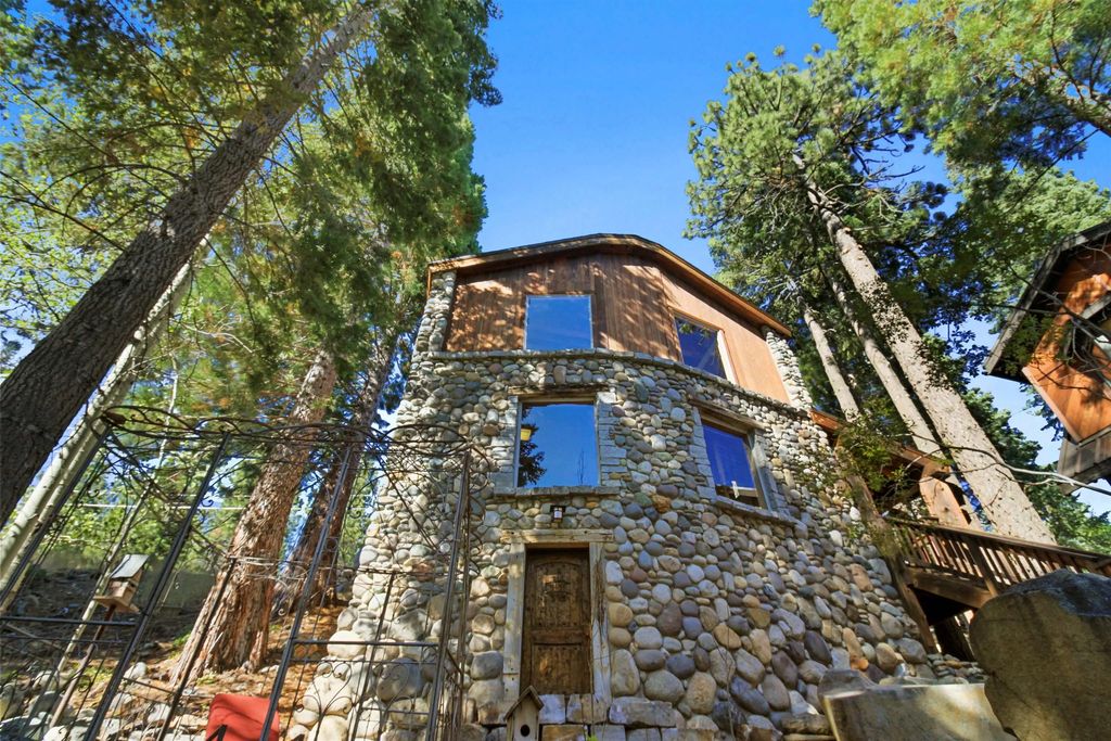 12756 Muhlebach Way, Truckee
