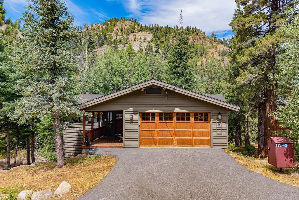 1582 Mineral Springs Trail, Alpine Meadows