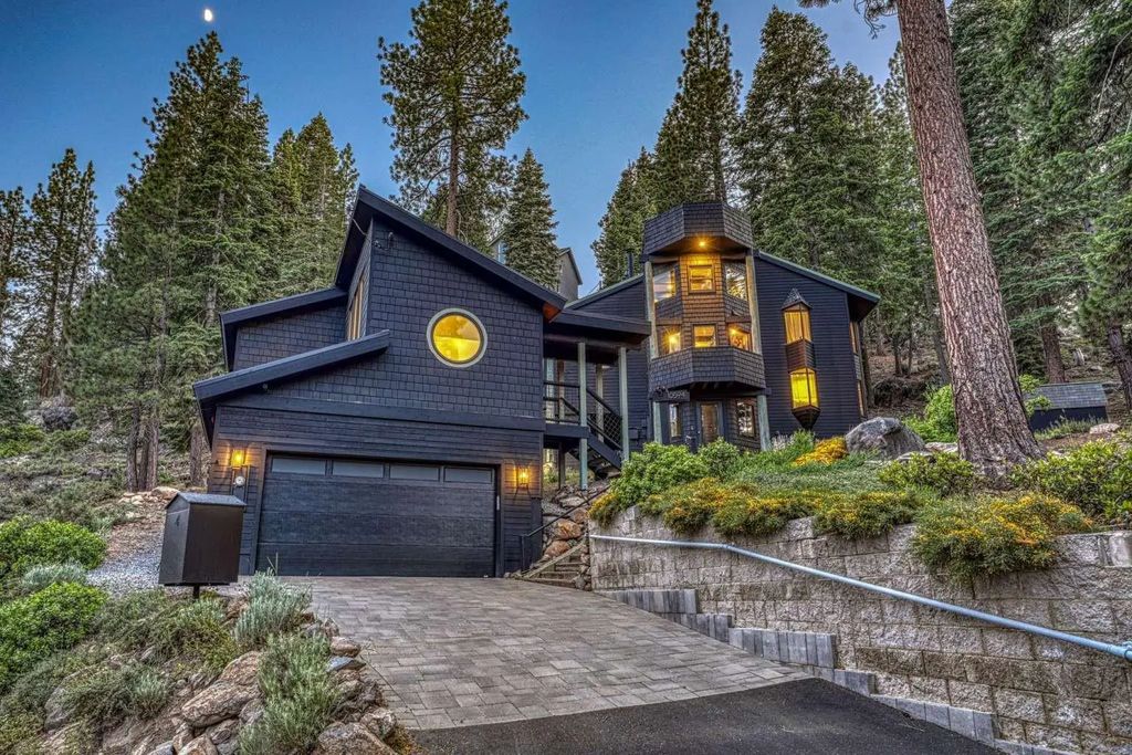 10594 Snowshoe Circle, Truckee
