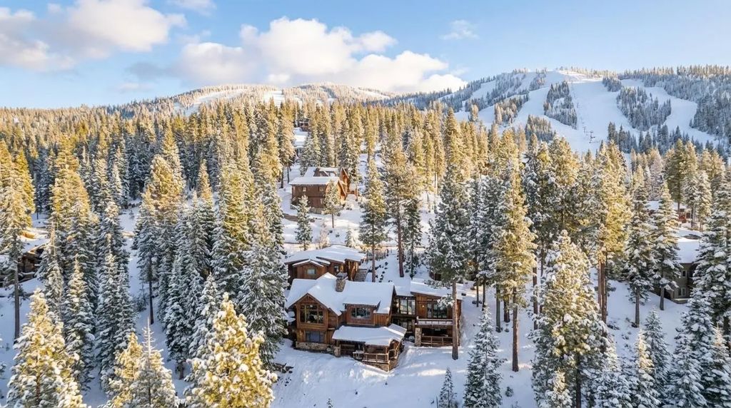 2526 N Summit Place, Truckee