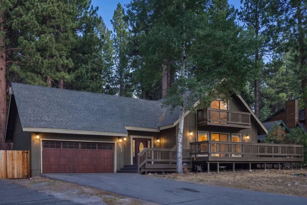 10595 Codogan Street, Truckee