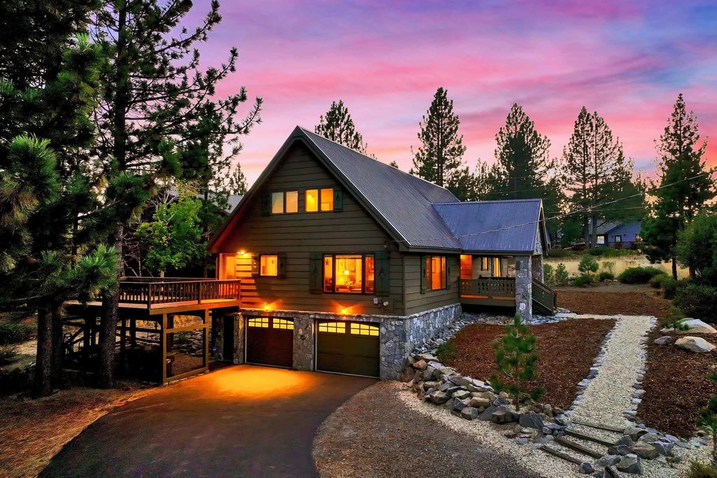 14767 Wolfgang Road, Truckee