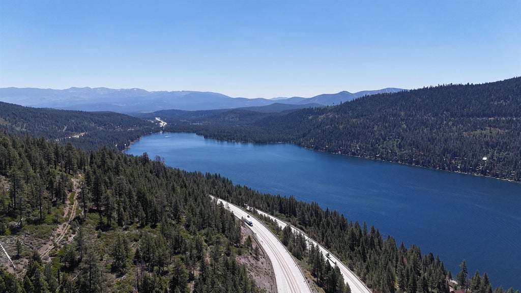 000 No Street Address, Truckee