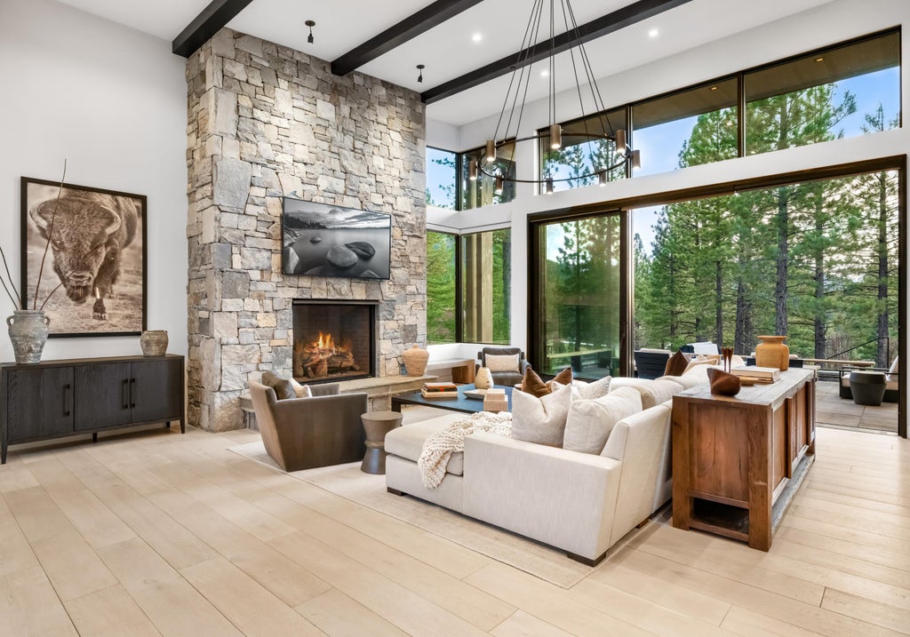 7750 Lahontan Drive, Truckee