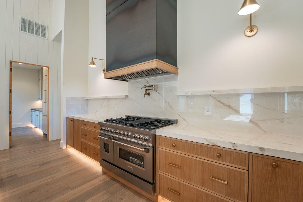 9308 Nine Bark Road, Truckee