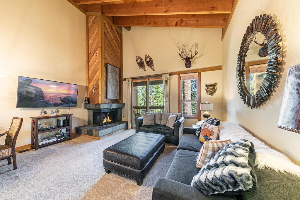 5105 Gold Bend 5105, Northstar