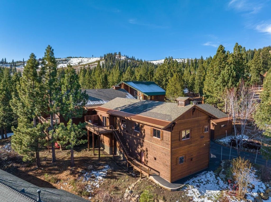 16725 Skislope Way 5, Truckee