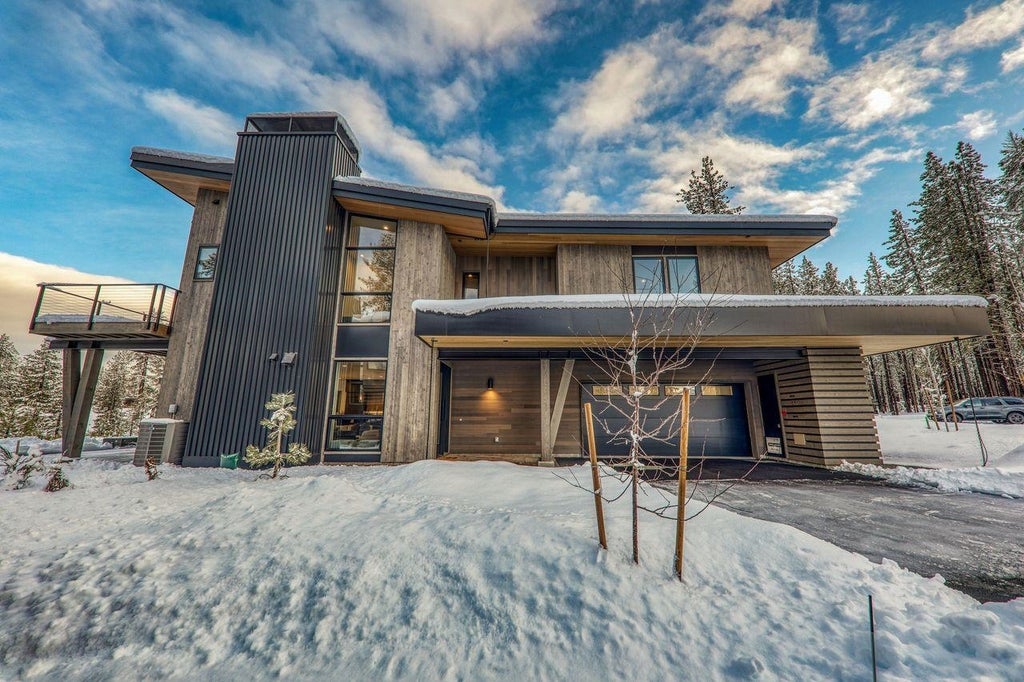 10117 Jakes Way, Truckee