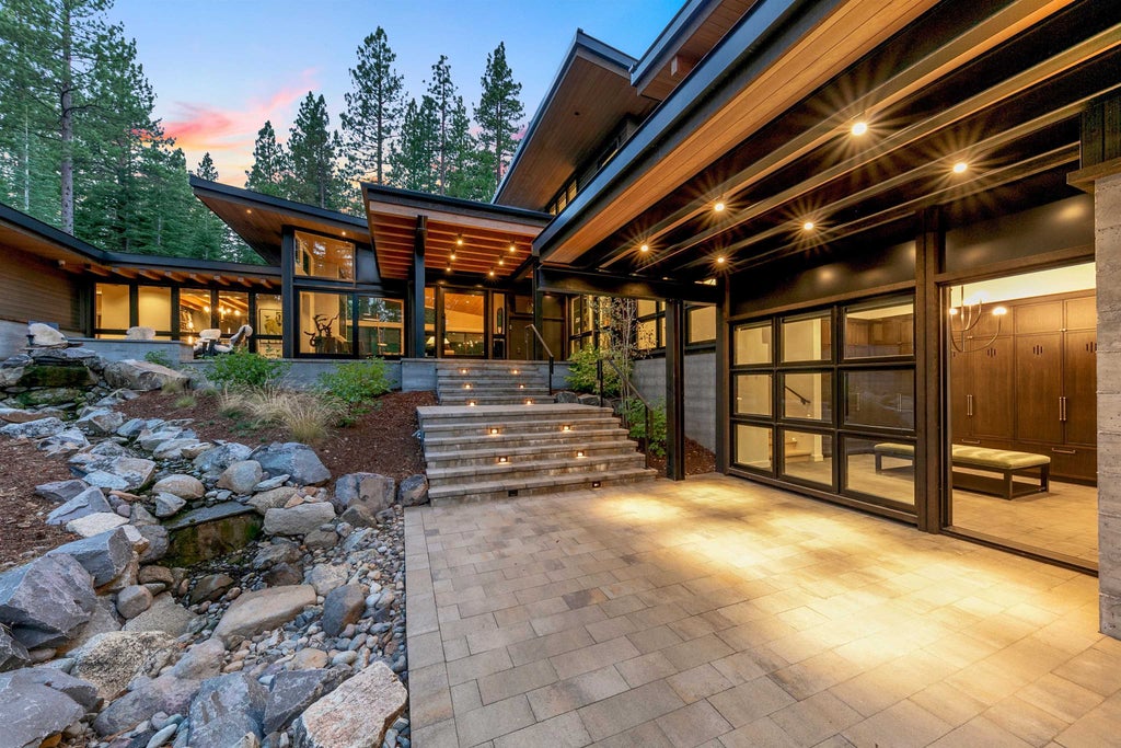12232 Pete Alvertson Drive, Truckee