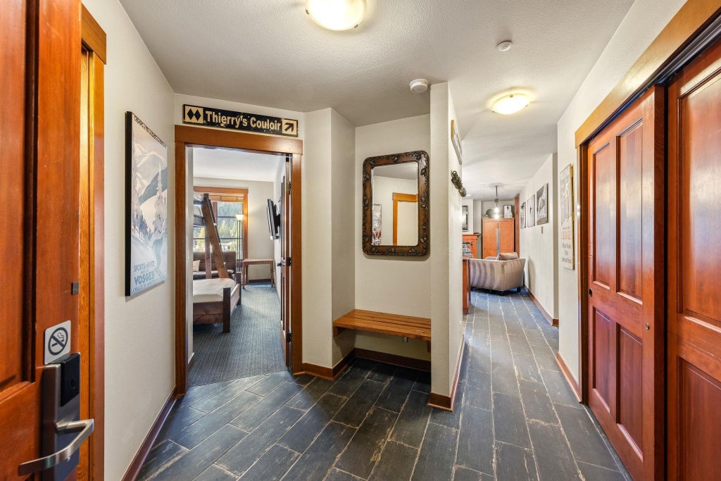 1850 Village South Road 4-417 (417 West), Olympic Valley