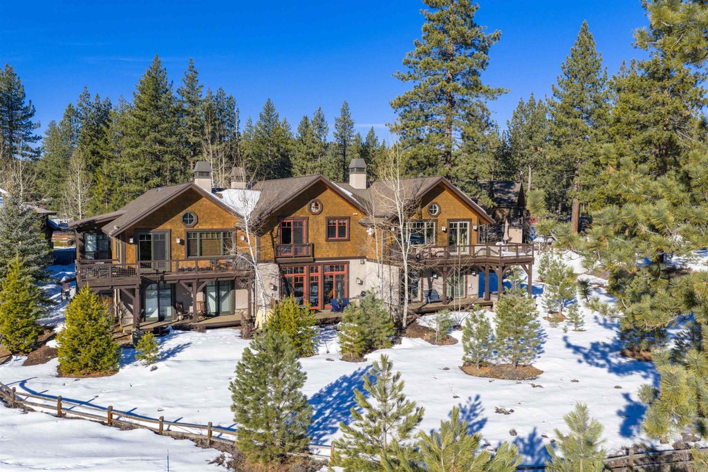 10213 Annies Loop, Truckee