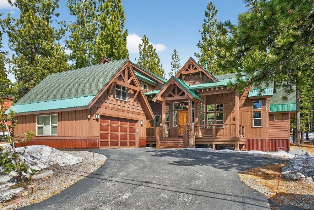 15043 Wolfgang Road, Truckee