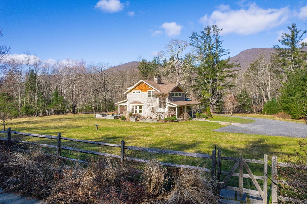 102120 Silver Hollow Road, Woodstock Property Listing MLS® 20240226