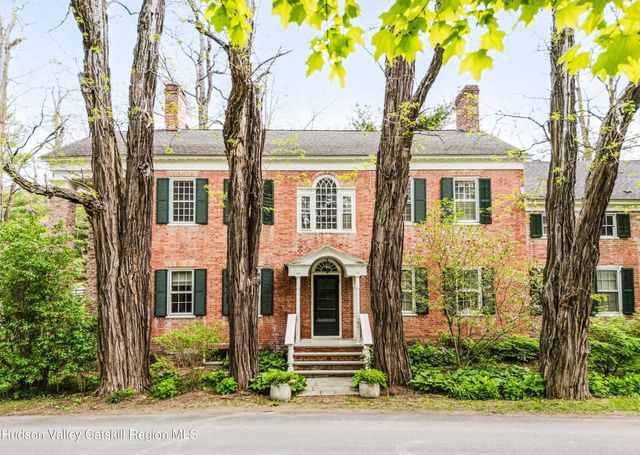 632 Albany Turnpike, Chatham