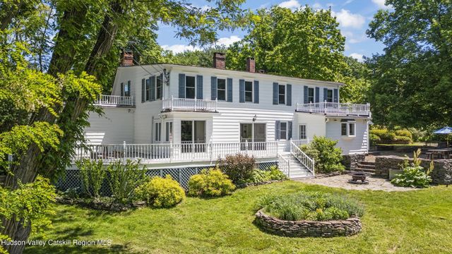 202 Buckwheat Bridge Road, Germantown