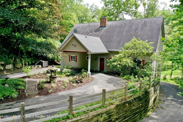 483 Mountain Road, High Falls