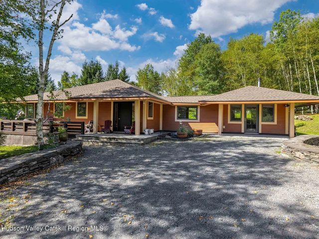 32 Blackberry Drive, Jewett
