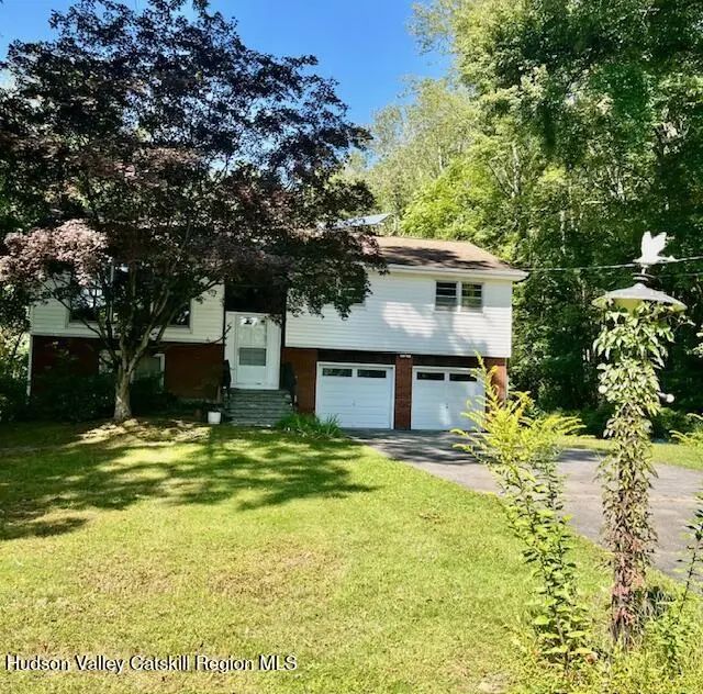 110 River Road, New Paltz