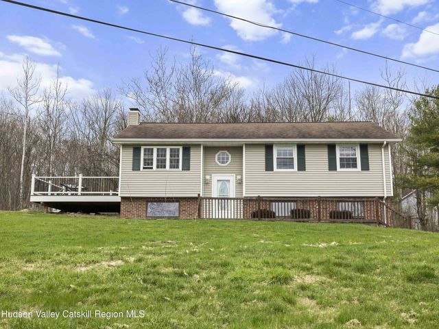 491 Floyd Ackert Road, West Park