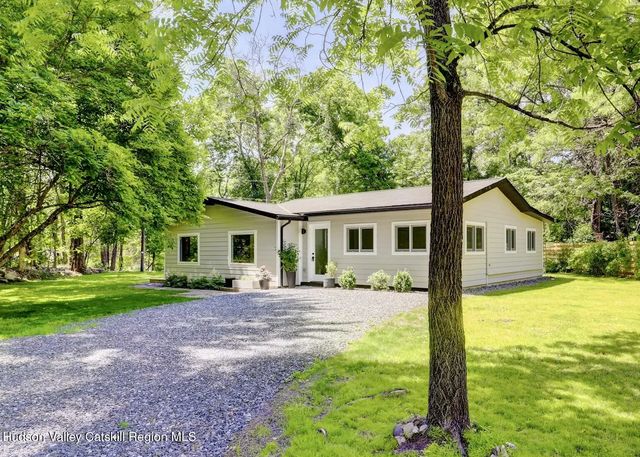 12 Maryland Court, Stone Ridge