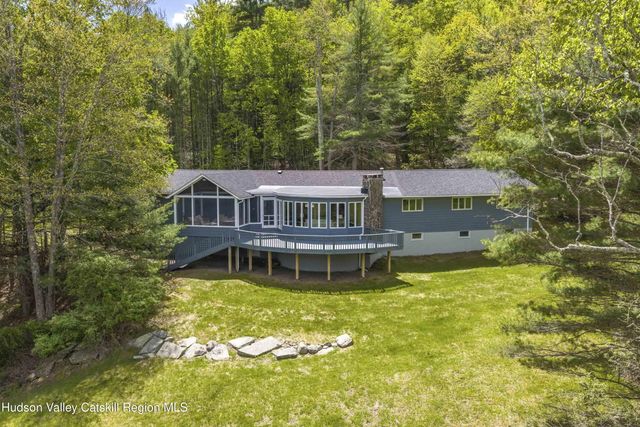 34 Upper West Ohayo Mountain Road, Bearsville