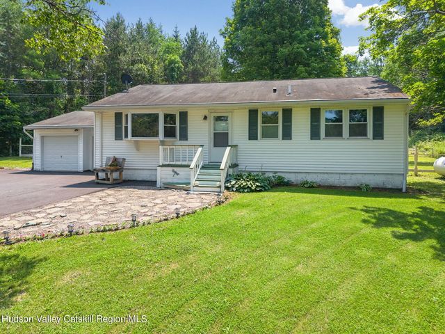 752 State Route 146, Wright