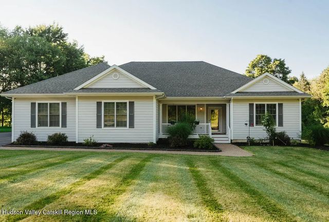 7 Brescia Boulevard, Hopewell Junction