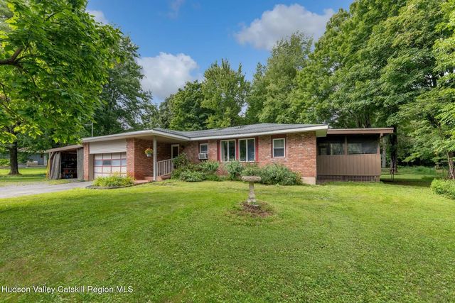 104 Park Place, Saugerties