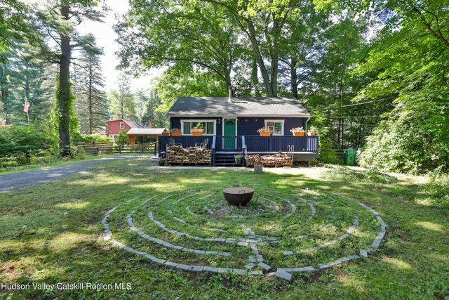 1017 Veterans Way, Phoenicia
