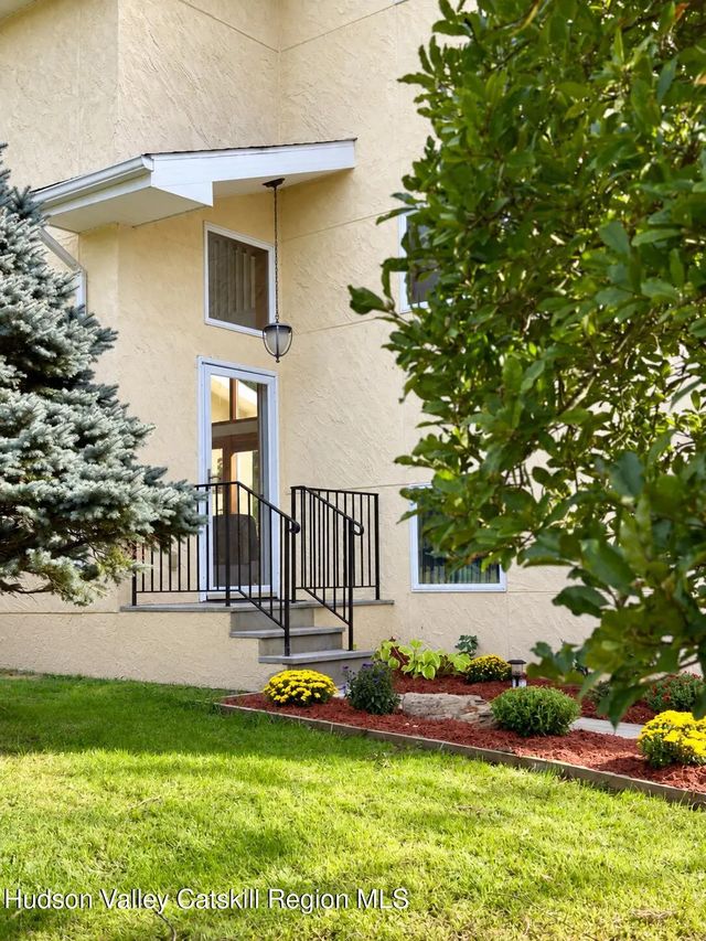 428 Lucas Avenue Extension, Kingston