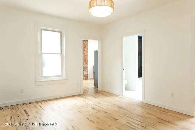 88 Henry Street 1, Kingston