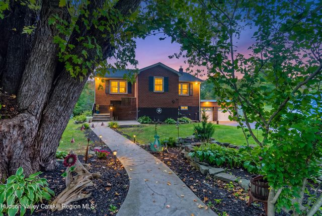 228 Bruynswick Road, New Paltz