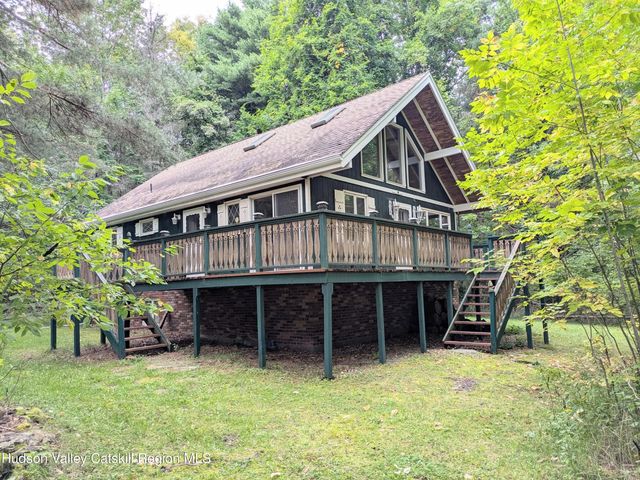 126 Windy Hill Road, Stamford