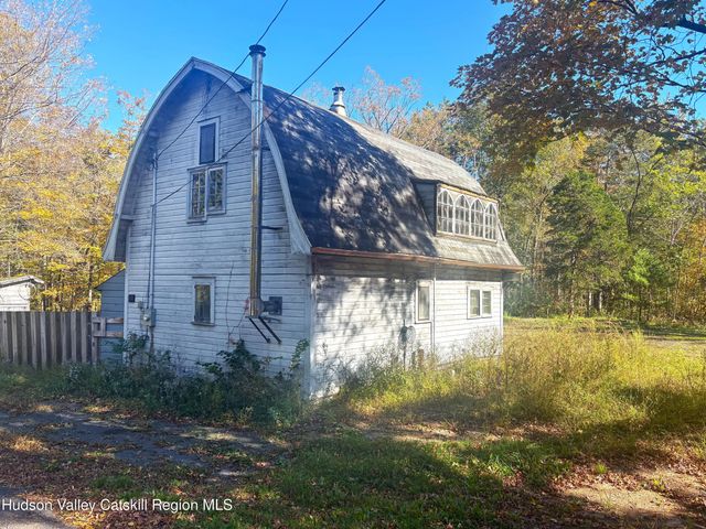 424 High Falls Road, Saugerties