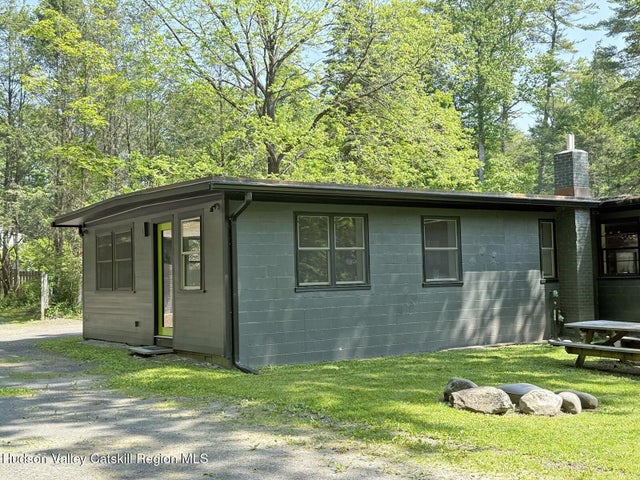 3257 Route 212 2, Woodstock