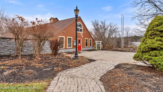 26 Benton Road, Wassaic